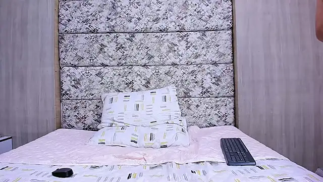 frank_jhonsson live XXX chat