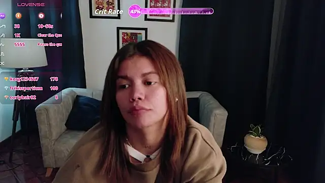 Alessia_Monroe_ 现场XXX聊天
