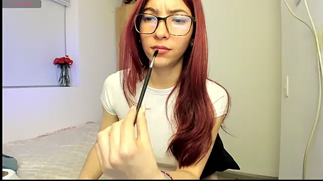 SarahLee__: απευθείας συνομιλία ΧΧΧ