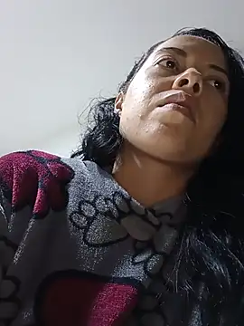 XXX chat uživo modela MiaForever1