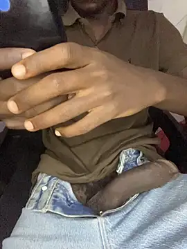 Czat XXX na żywo – Kenyancock100