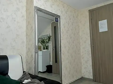 HotIris Webcam Show