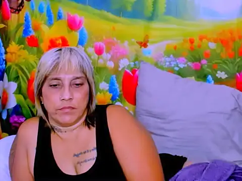Chat XXX ao vivo de indianroxy