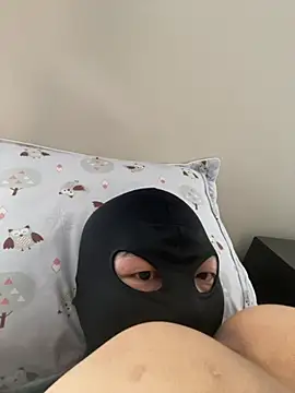 jiokikio webkamerás műsora