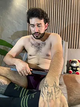 Adrian_SITH Adlı Modelin Canlı XXX Sohbeti