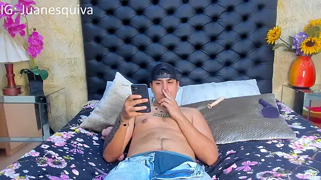 ThomasThundr Adlı Modelin Canlı XXX Sohbeti