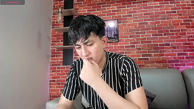 Hoot_boyss_ 라이브 XXX 채팅