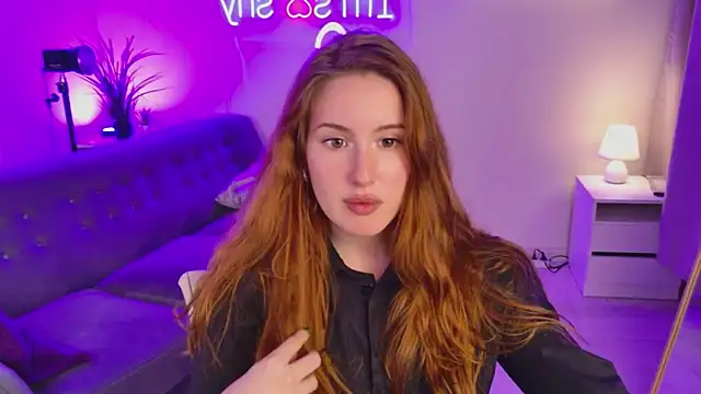 ChloeAster's Live XXX Chat