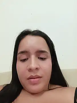 Chat XXX en directo de Julieth_hot-69