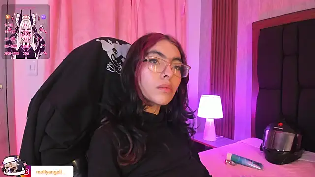 Chat XXX en directo de Molly_A