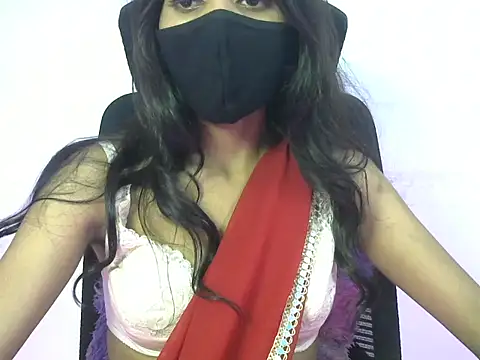 Shanaya_xo  现场XXX聊天