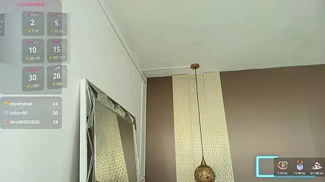 Tiifany_Baker: онлайн-секс-чат