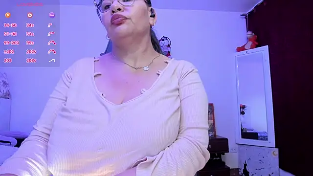 Chat XXX en directo de esmeralda_milf