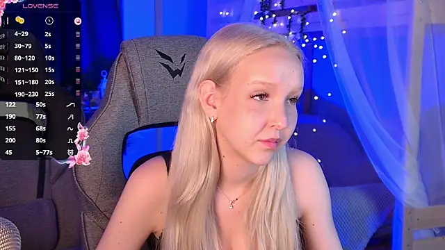 MaoqiBeverly Chat XXX live