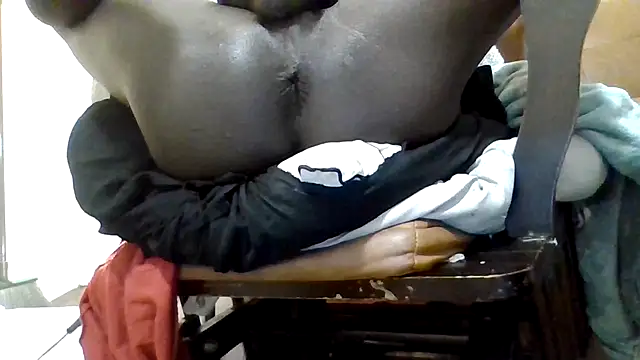 Shawtyblaque21 live XXX chat