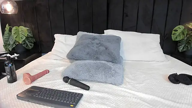Chat XXX en directo de Bianca_Monroe_