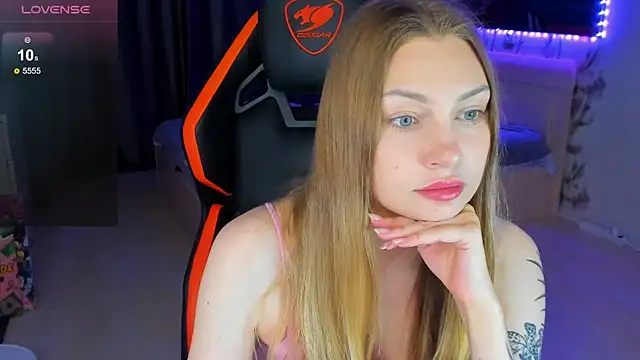 Онлайн чат XXX BiMolly