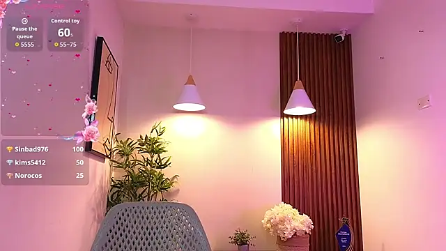 Cherry_Vixen_ 现场XXX聊天