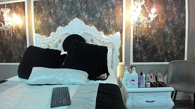 JuliethMilf 现场XXX聊天