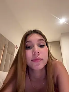 Nikii__ 网络视讯表演