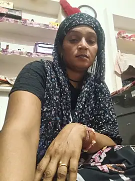 Mohni_love's Webcam Show