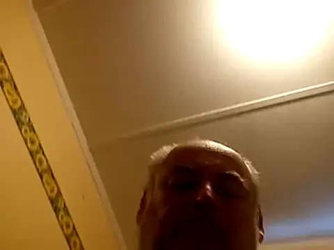 qzwxecrvtbynumi Show in webcam