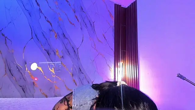 Emmiicute 现场XXX聊天