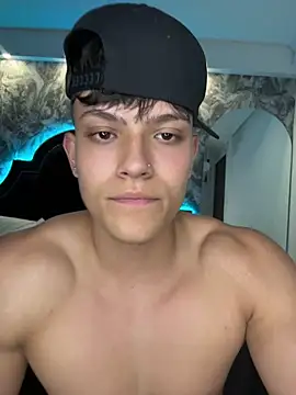 แชท XXX สดของ DilanMiller_