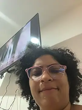 צ'אט XXX בשידור חי של Tana_latin1-