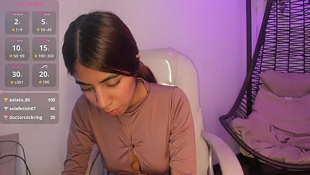 XXX chat uživo modela lunitaa18
