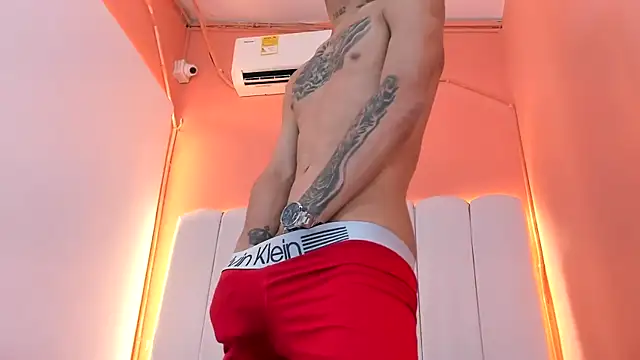 oliverroyce live XXX chat