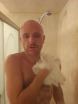 Show modela FrankieFuckMeXX na web-kameri