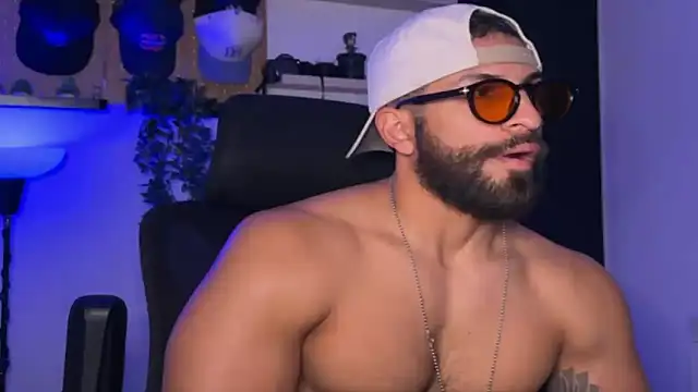 Show modela SamDornan51 na web-kameri