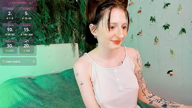 Czat XXX na żywo – Kira__Cutie