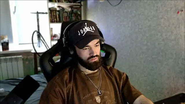 Živý XXX chat _Serious_Man