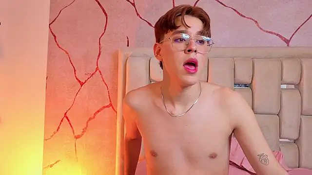 Tom_Parker_ Chat XXX live