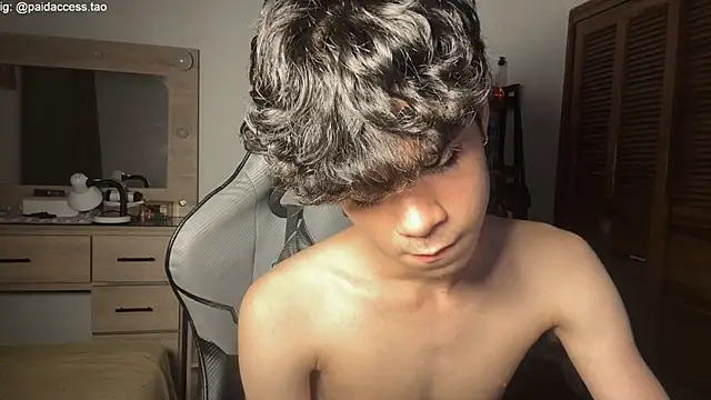 OopsAgain_ Live XXX Chat
