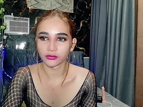 Demonsfuck Adlı Modelin Web Kamerası Şovu
