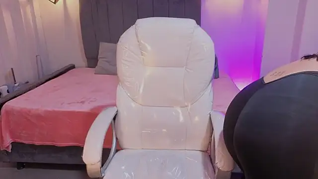 iam_sofiia 现场XXX聊天