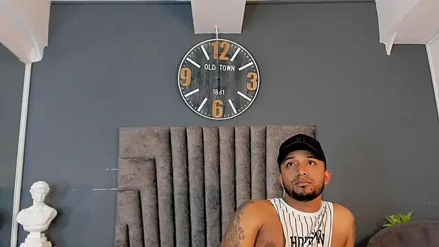 Chat XXX en directo de Robin_Rief