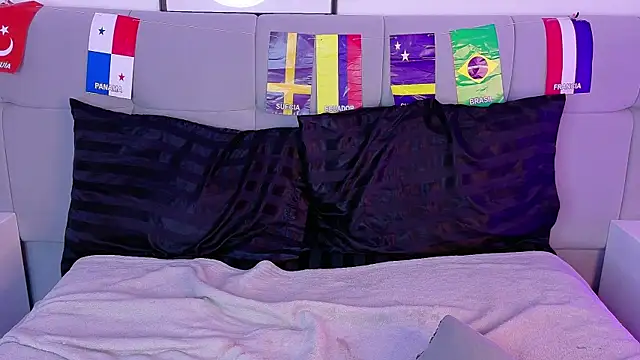 Nicolee_Saint – Live XXX-chat