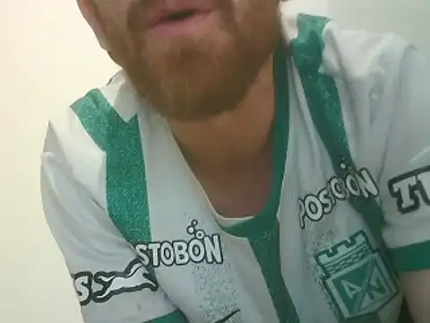 PocoLoco420 élő XXX-chatje