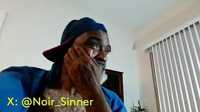 แชท XXX สดของ sinnernoir