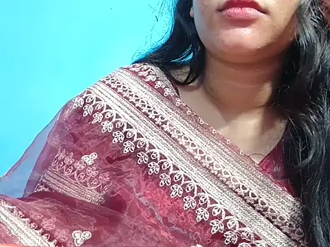 Adhiti_1 Live XXX-chat
