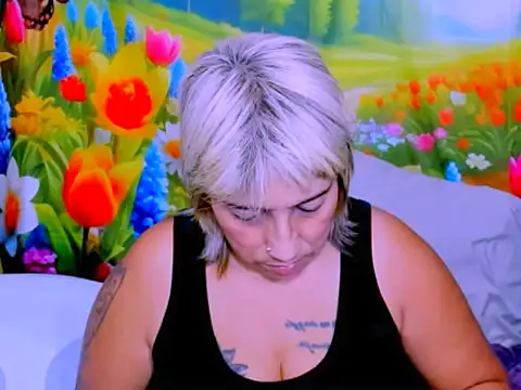 Chat XXX ao vivo de indianroxy