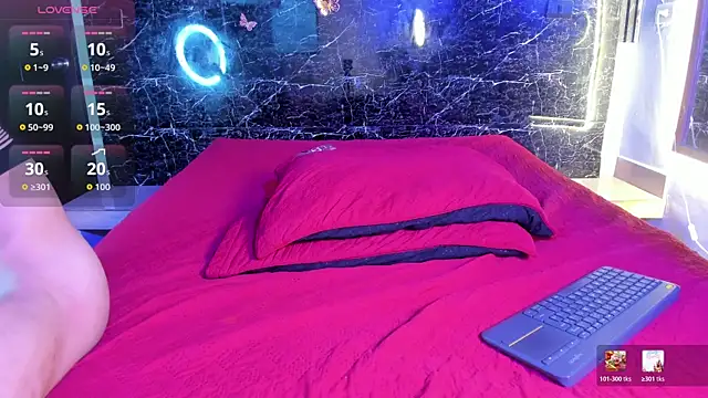 Chat +18 de Adrian_Wolf ao vivo