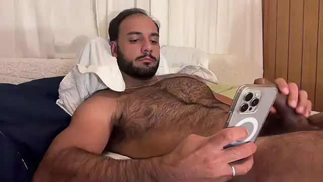 brazilianhairy Show in webcam