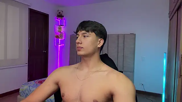 CHRIS_MORGAN1 Live XXX-Chat