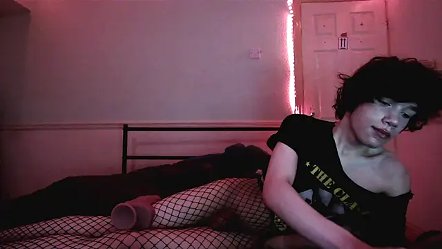 Chat +18 de Straything ao vivo