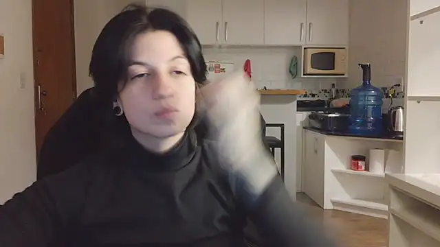 kyslrana Adlı Modelin Canlı XXX Sohbeti